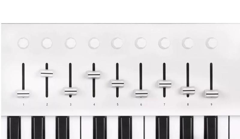 Teclado Controlador Arturia Keylab Essential 61 Mk3 Original